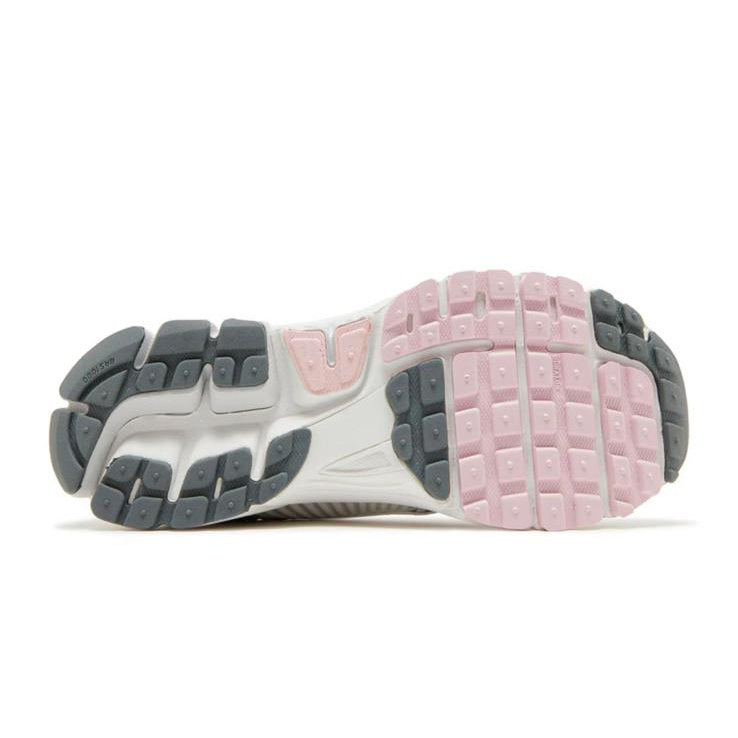 Vomero 5 Silver pink