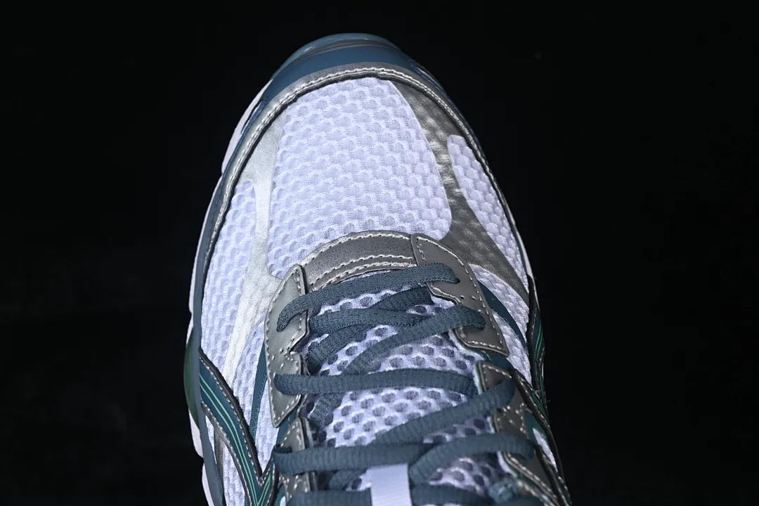 Asics Gel Cumulus 16 White/Ironclad