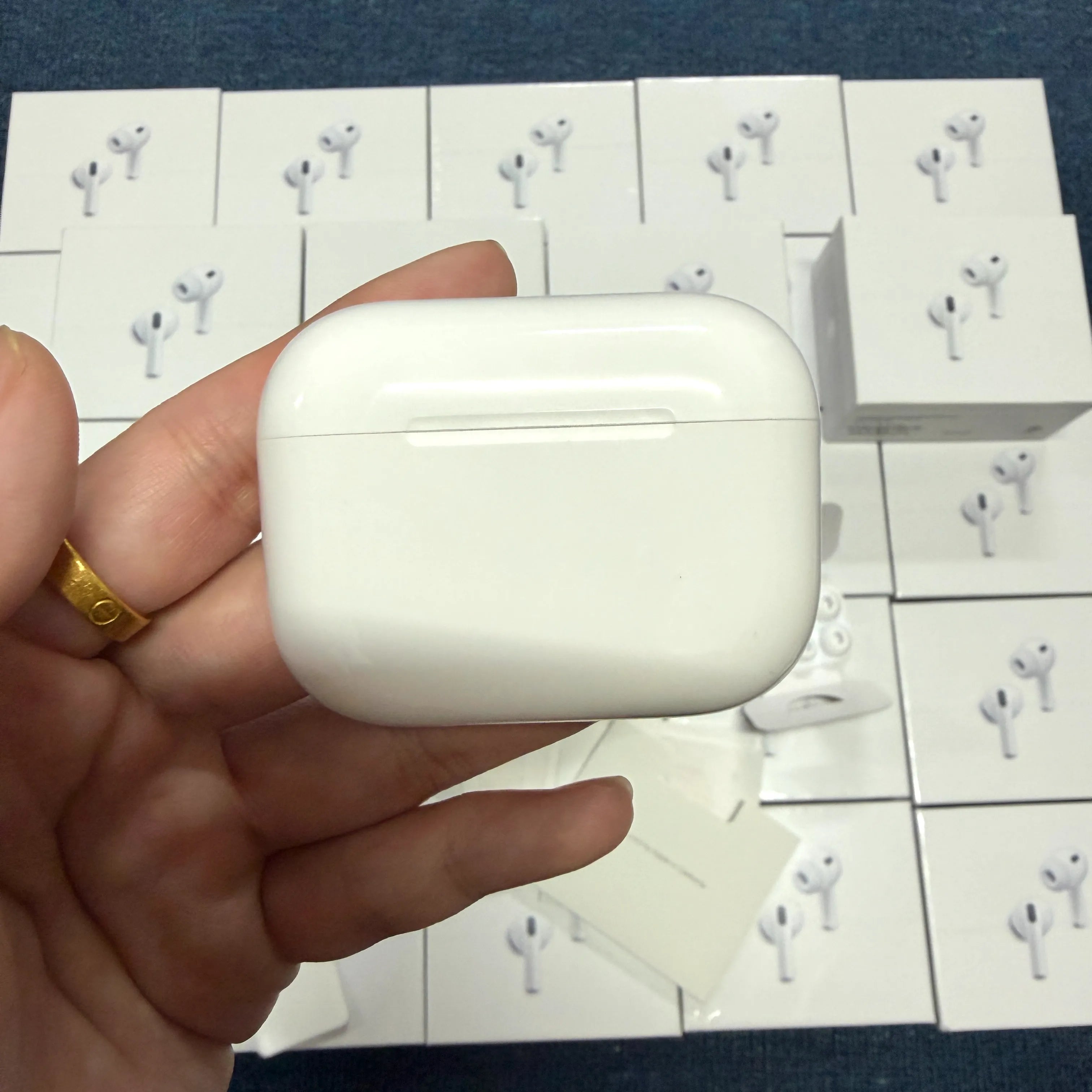 Écouteurs filaires Pods 3 – Revendeur